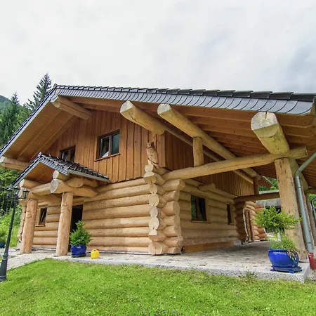 Pleasant In With Swimming Pool Apartamento *