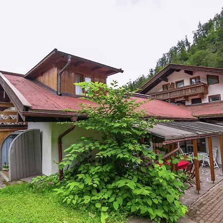 Pleasant In With Swimming Pool Apartamento *