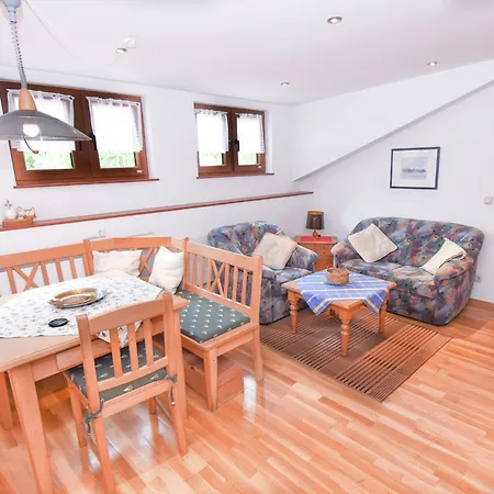 Daire Pleasant In With Swimming Pool *