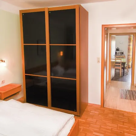 Pleasant In With Swimming Pool Apartamento Ruhpolding