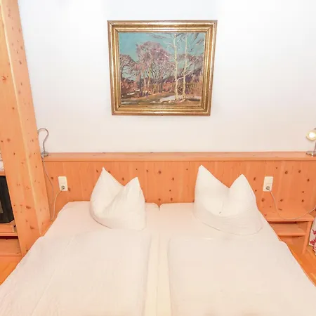 Pleasant In With Swimming Pool Apartment Ruhpolding