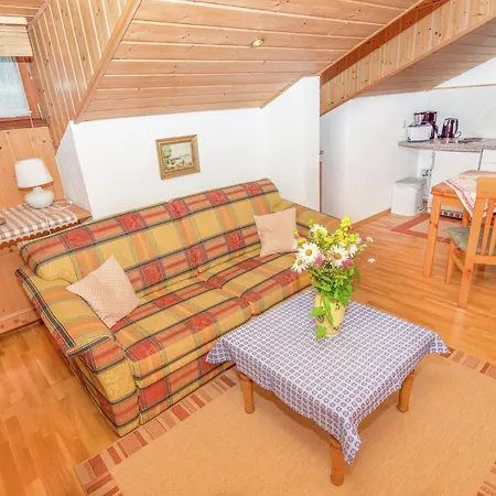 Apartment Pleasant In With Swimming Pool